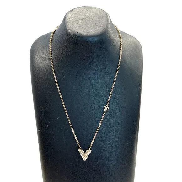 LOUIS VUITTON Gold Pearl Necklace - Picture 6 of 7